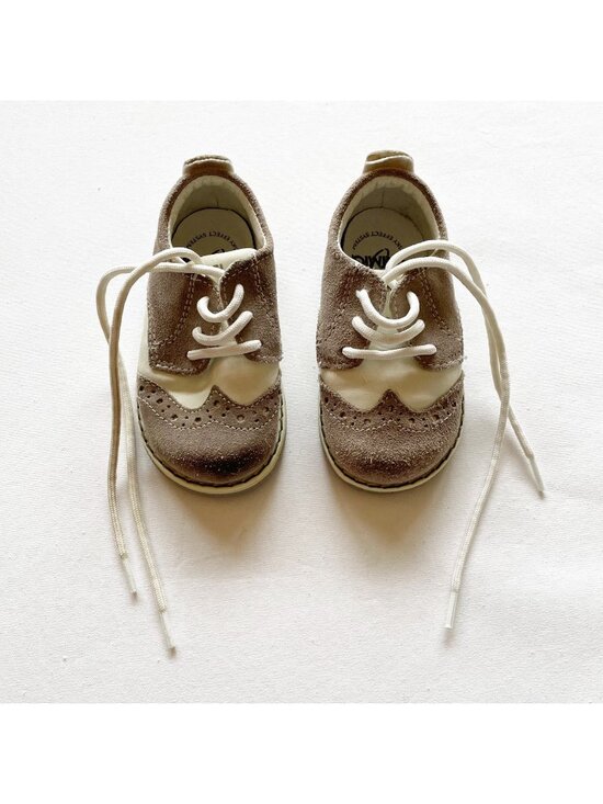 Primigi Other - Primigi Infant Beige & White Leather Suede Wingtip Shoes Size EU 19 US 3.5